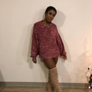 Meet your Posher, Simone